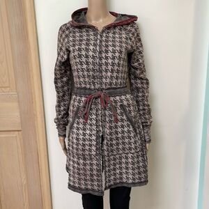 Scrapbook Originals Brown Cardigan Size Small